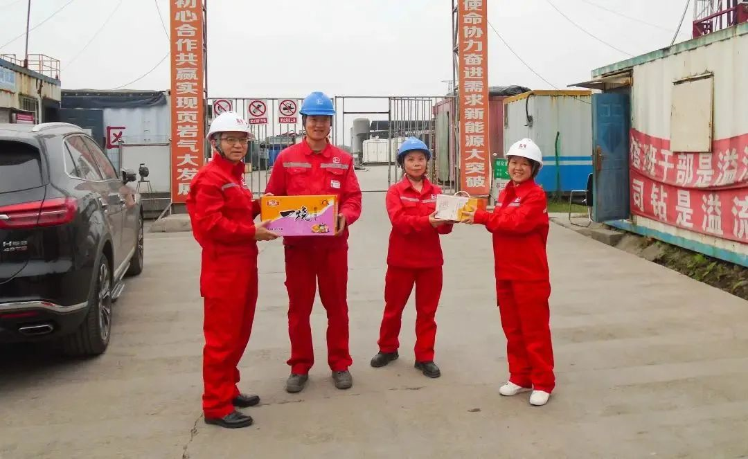 ��ϵԱ����һ����ת���עů����(ͼ1)